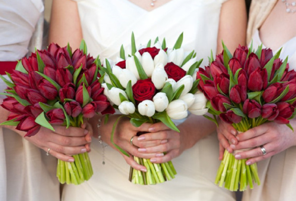 十大婚礼用花排行榜 象征幸福的婚礼花束推荐