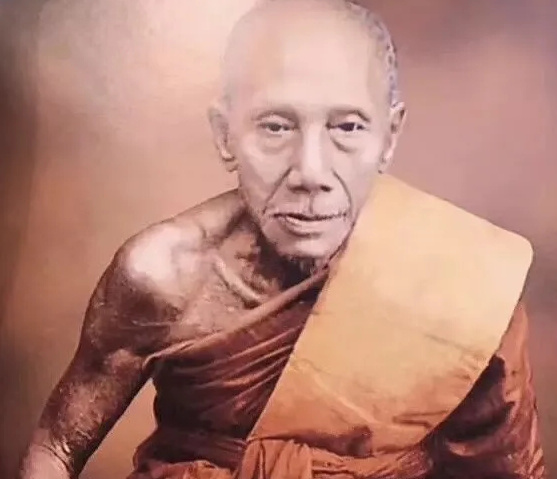 泰国十大高僧排名 泰国十大著名圣僧