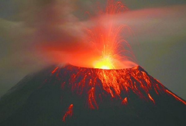 世界十大恐怖火山排行榜 威力最大最活跃的火山排行